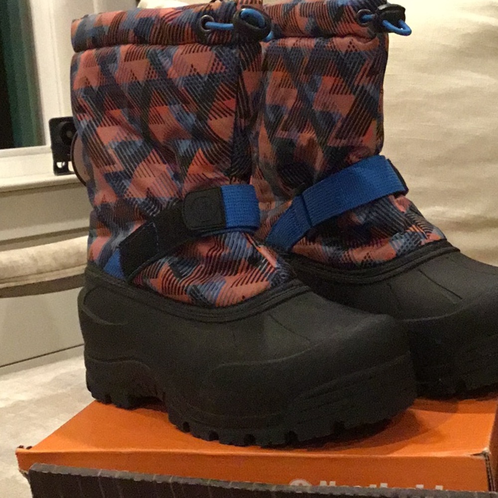 NWT Northside Frosty Polar Boy’s Snow Boots 5